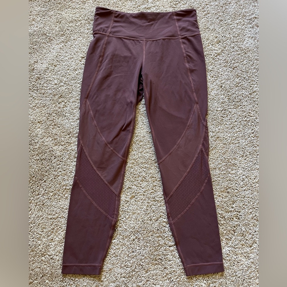 Athleta Women’s Purple Mesh High Rise Ankle Leggings Size Medium